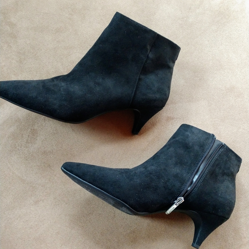 Circus brand from Macy's ankle boots